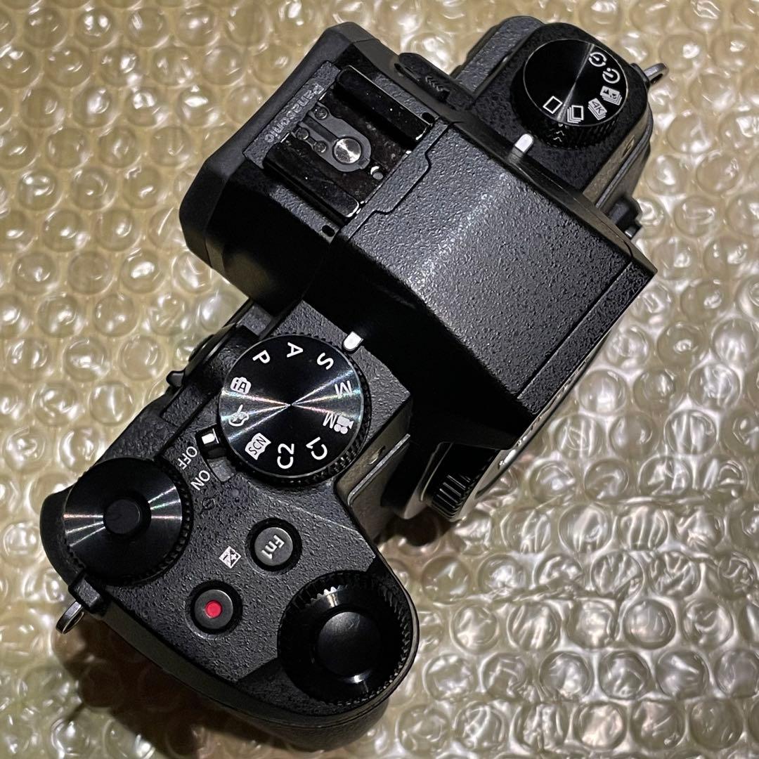 LUMIX G8 12-32mmレンズ付　ショット数3725回　バッテリー×３