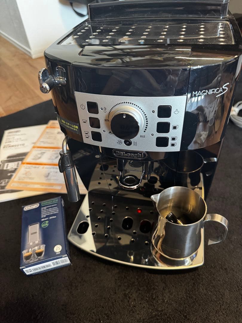 De'Longhi 全自動コーヒーマシン マグニフィカS ECAM22112B