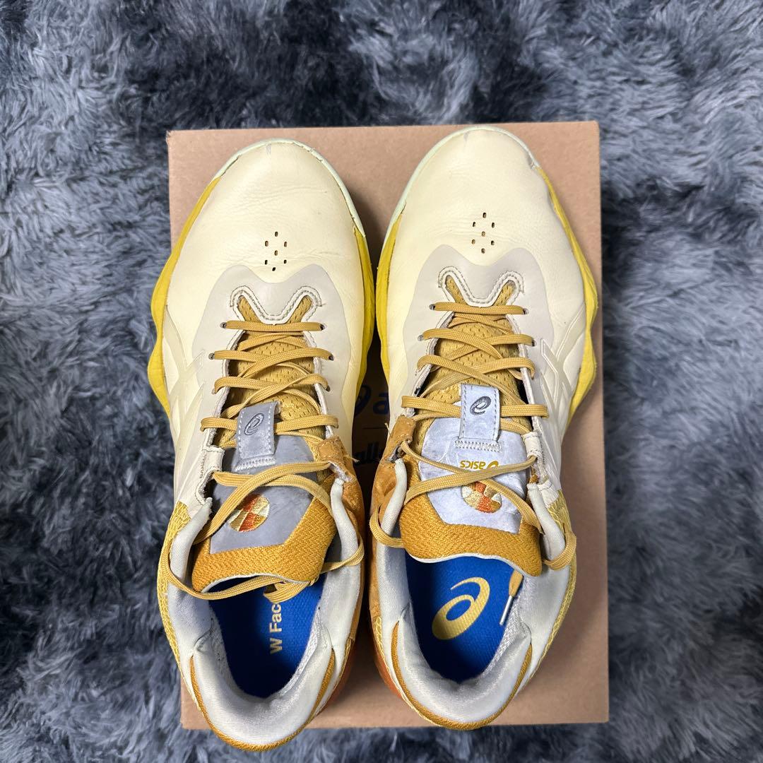 ASICS バスケットボールシューズ ホワイト/イエロー