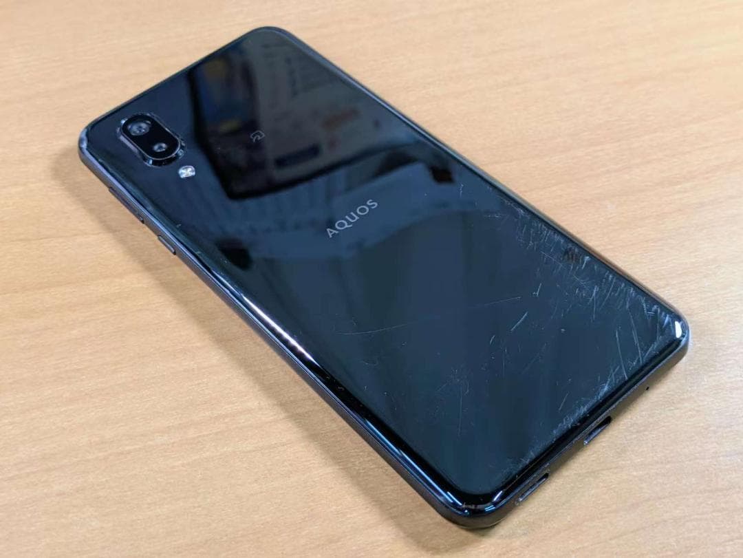 スマートフォン本体 111200D AQUOS sense3 plus 901SH 128GB