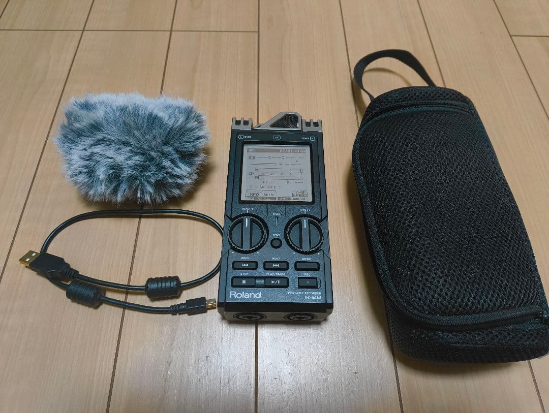 【美品】Roland R-26 ポータブルレコーダー 6ch同時録音　おまけ付き