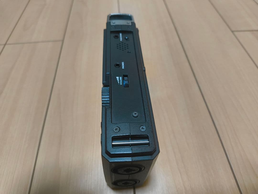 【美品】Roland R-26 ポータブルレコーダー 6ch同時録音　おまけ付き