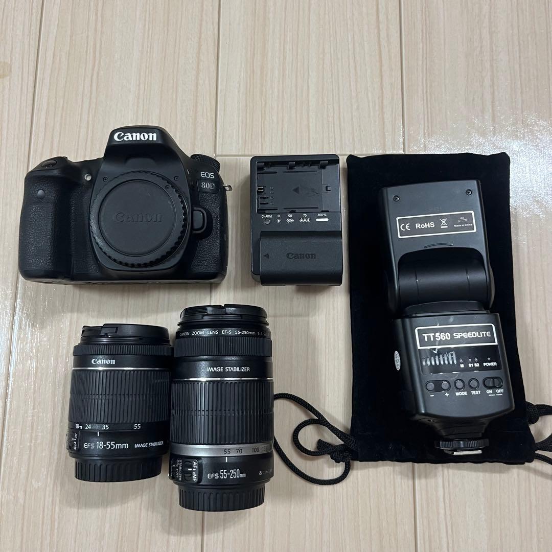 よ*ん様 Canon EOS 80D 一眼レフ レンズ2本 ストロボ カメラセッ