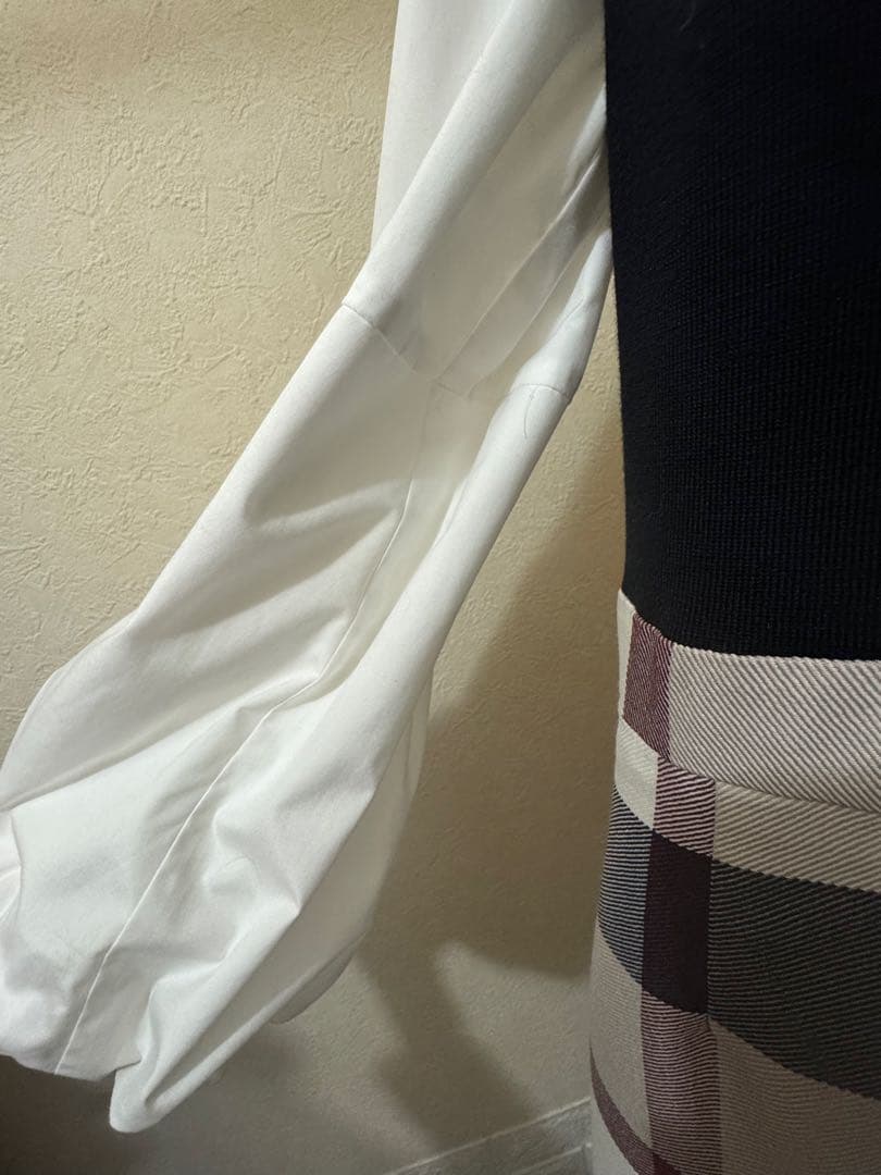 ブルーレーベルクレストブリッジ　ツイードニットドッキングドレス　ベージュ　36