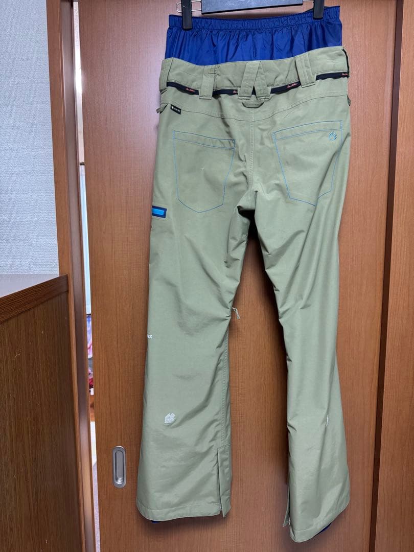 美品 REW GORE-TEXスノーボードパンツ