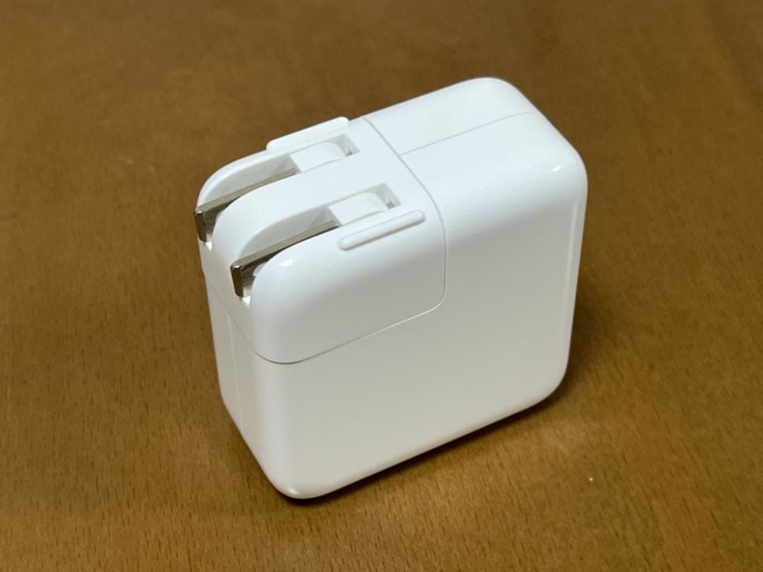 Apple MacBook Air M1 (2020) 充電器ケーブル付