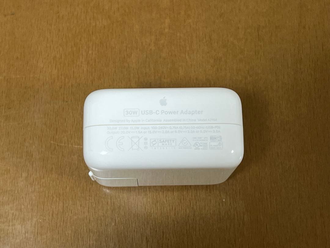 Apple MacBook Air M1 (2020) 充電器ケーブル付