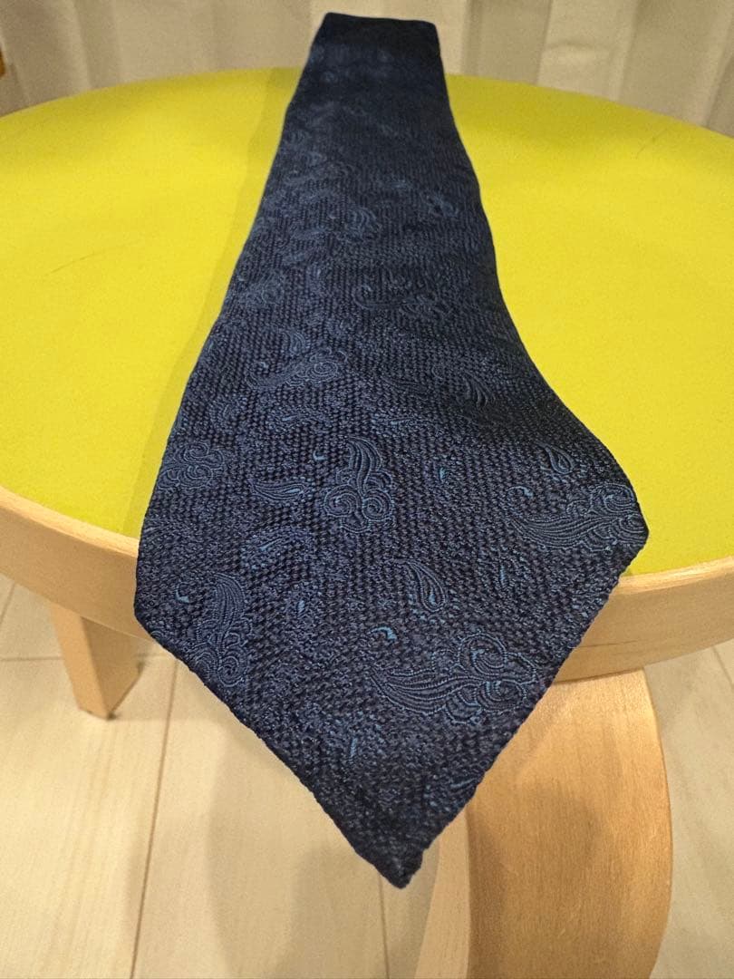 美品　タイユアタイ　ネクタイ