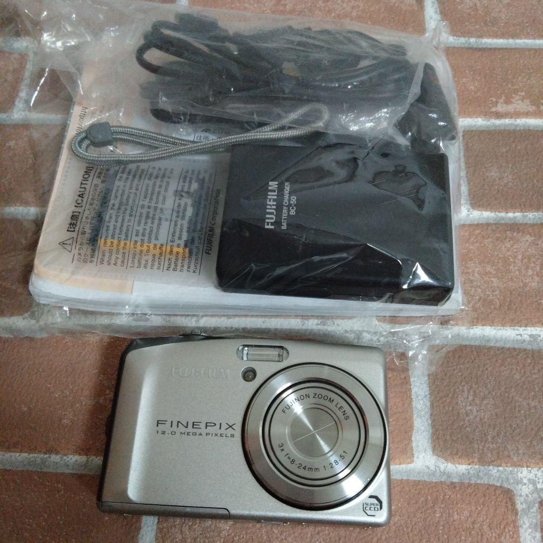 FUJIFILM FINEPIX F60fd デジタルカメラ　デジカメ