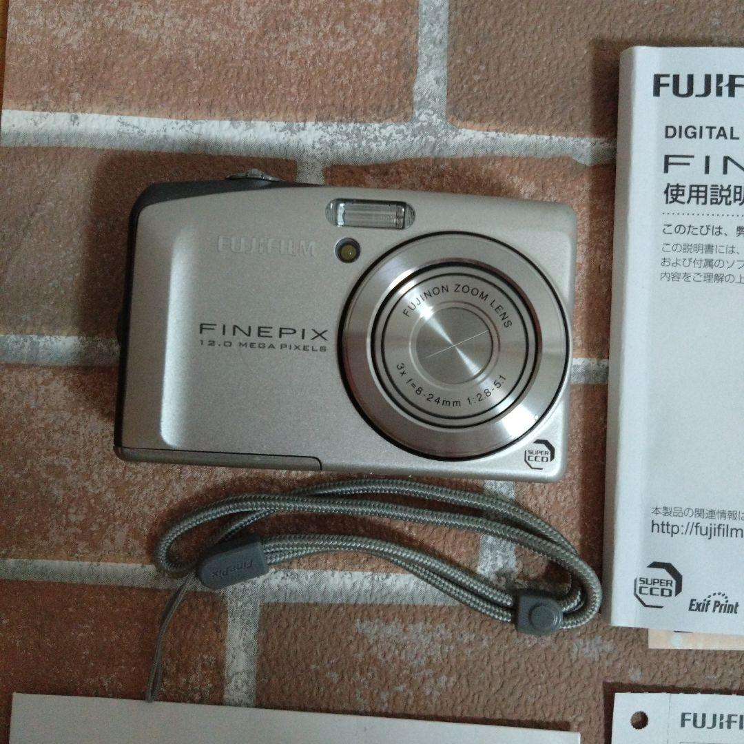 FUJIFILM FINEPIX F60fd デジタルカメラ　デジカメ
