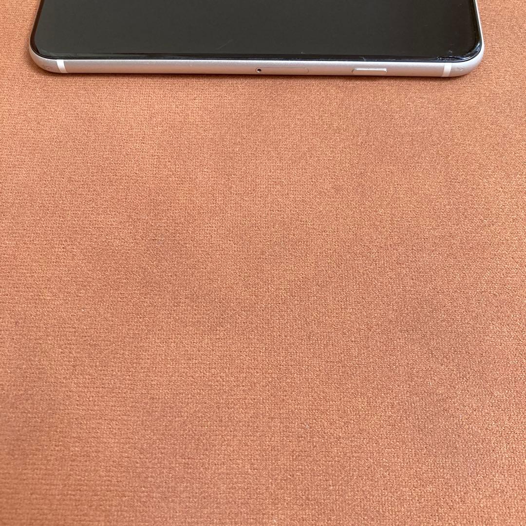 203【早い者勝ち】iPhoneSE2 第2世代 64GB SIMフリー☆