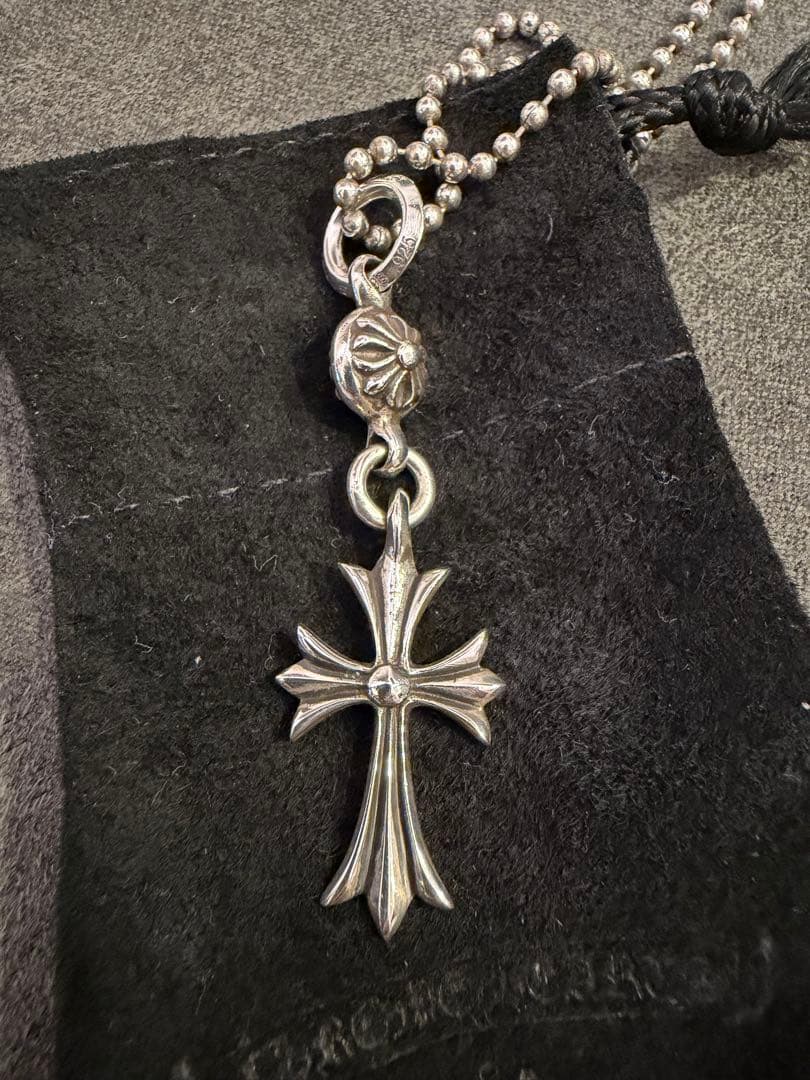 クロムハーツ　ワンボールタイニーCHクロス