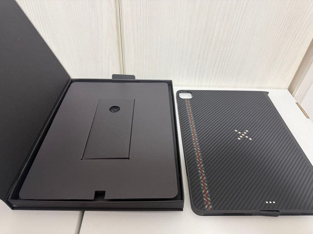 PITAKA MagEZ Charging Stand・ケース（12.9インチ）