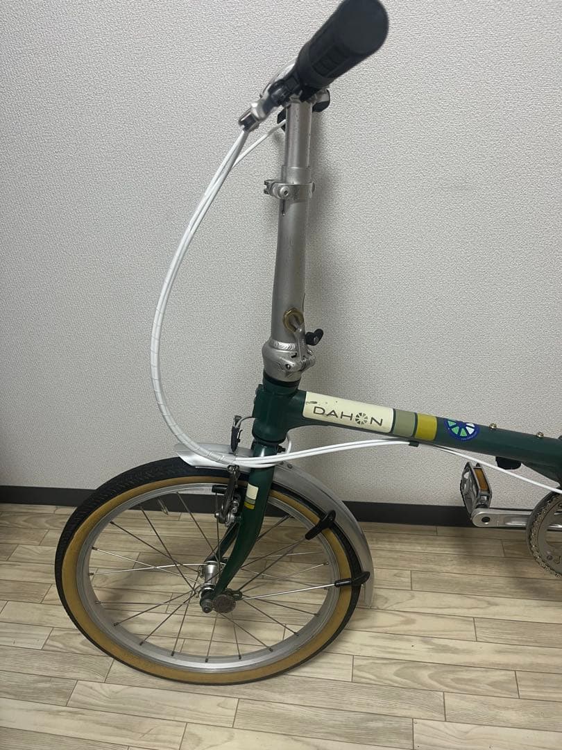 【送料込】 DAHON Boardwalk D7 20インチ グリーン