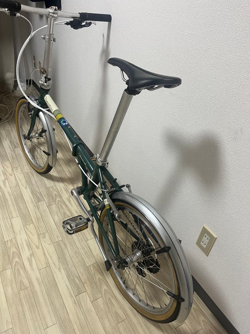 【送料込】 DAHON Boardwalk D7 20インチ グリーン