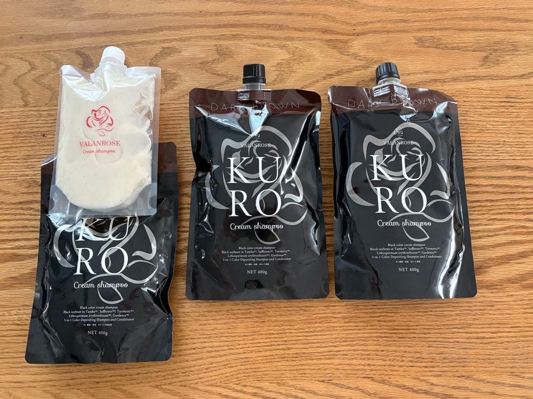 KURO クリームシャンプー　ダークブラウン