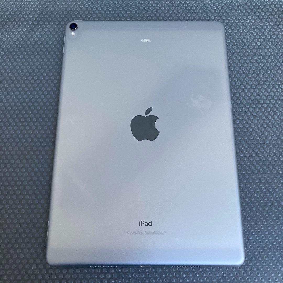 172 電池最良好☆iPad Pro 256GB 10.5インチ SIMフリー☆