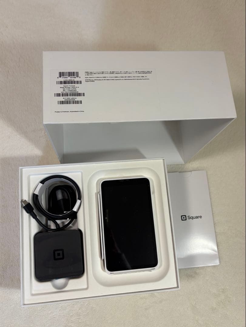 スクエアターミナル ほぼ新品 箱あり