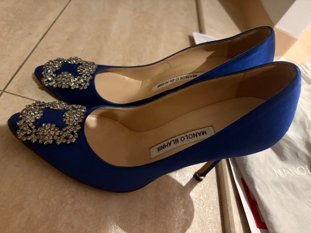 【美品】マノロブラニク ハンギシ 36 MANOLO BLAHNIK