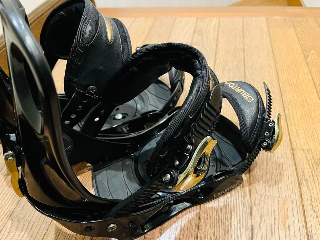 バートンBURTON スノーボードビンディングMission Mサイズ