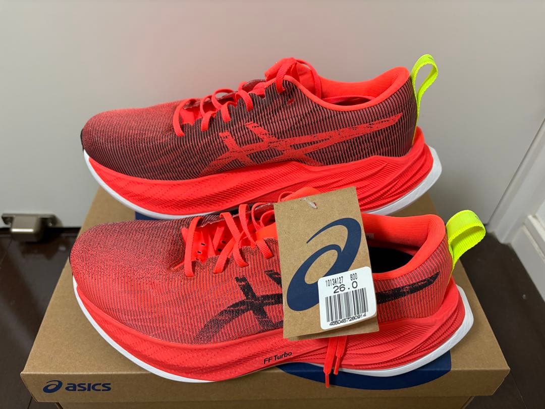 2月11まで限定値下　アシックス　スーパーブラスト　26.0cm