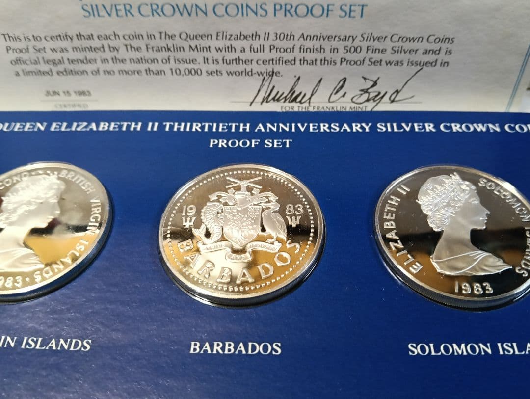 【超掘り出し物！】☆エリザベス女王戴記念クラウンプルーフ銀貨セット総重量163ｇ