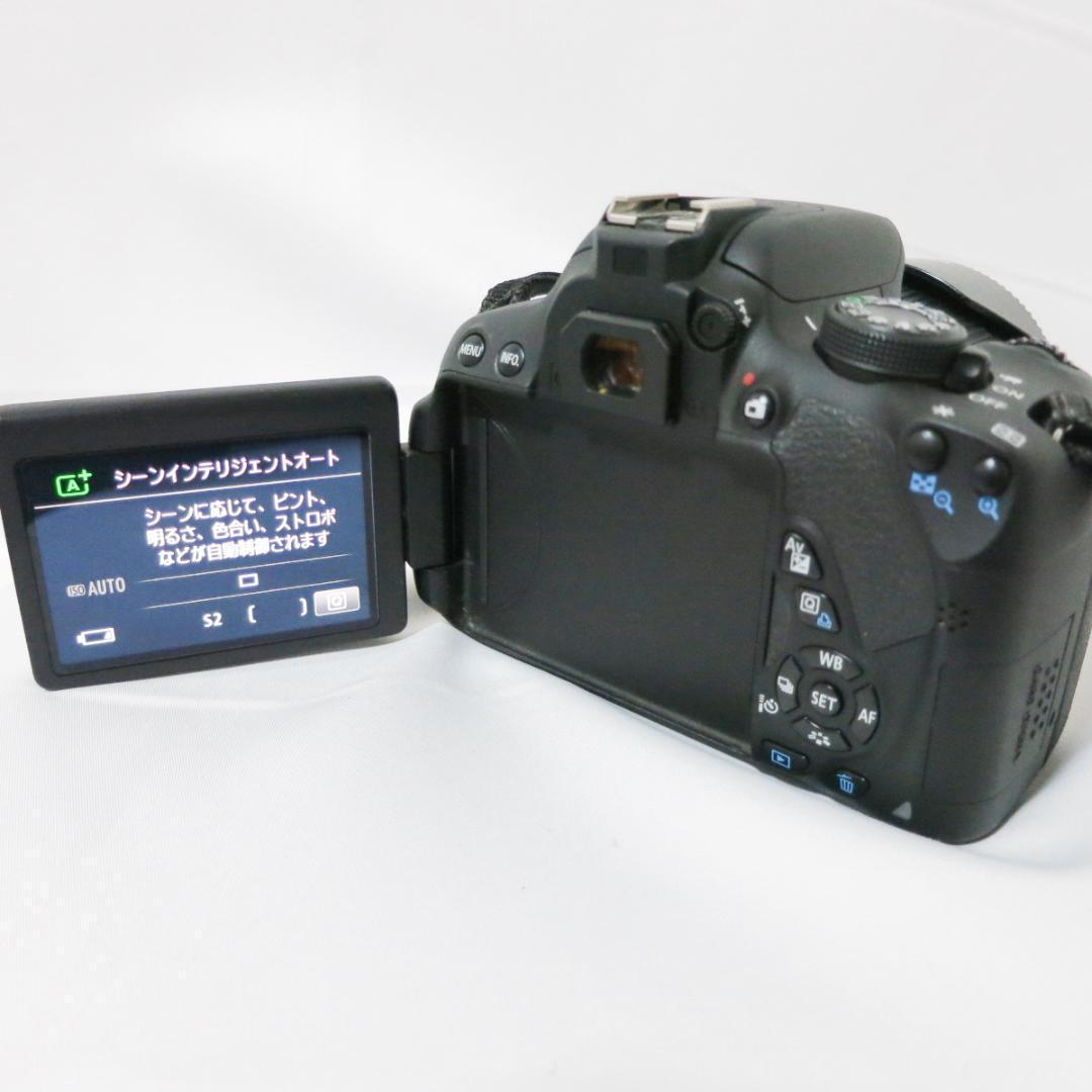 【Canon EOS Kiss X7i デジタル一眼レフ　レンズ18－250㎜】