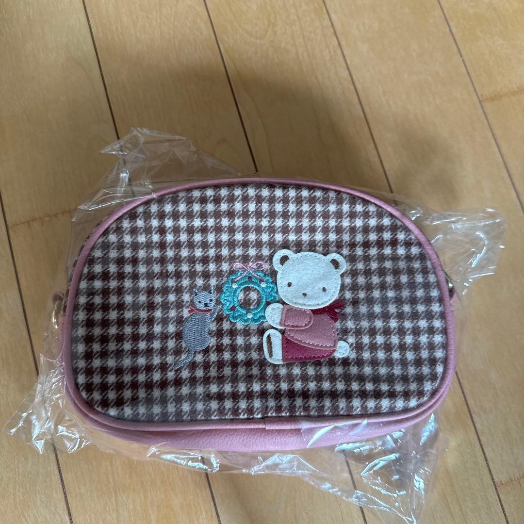 ファミリア　クリスマス　限定ポーチ