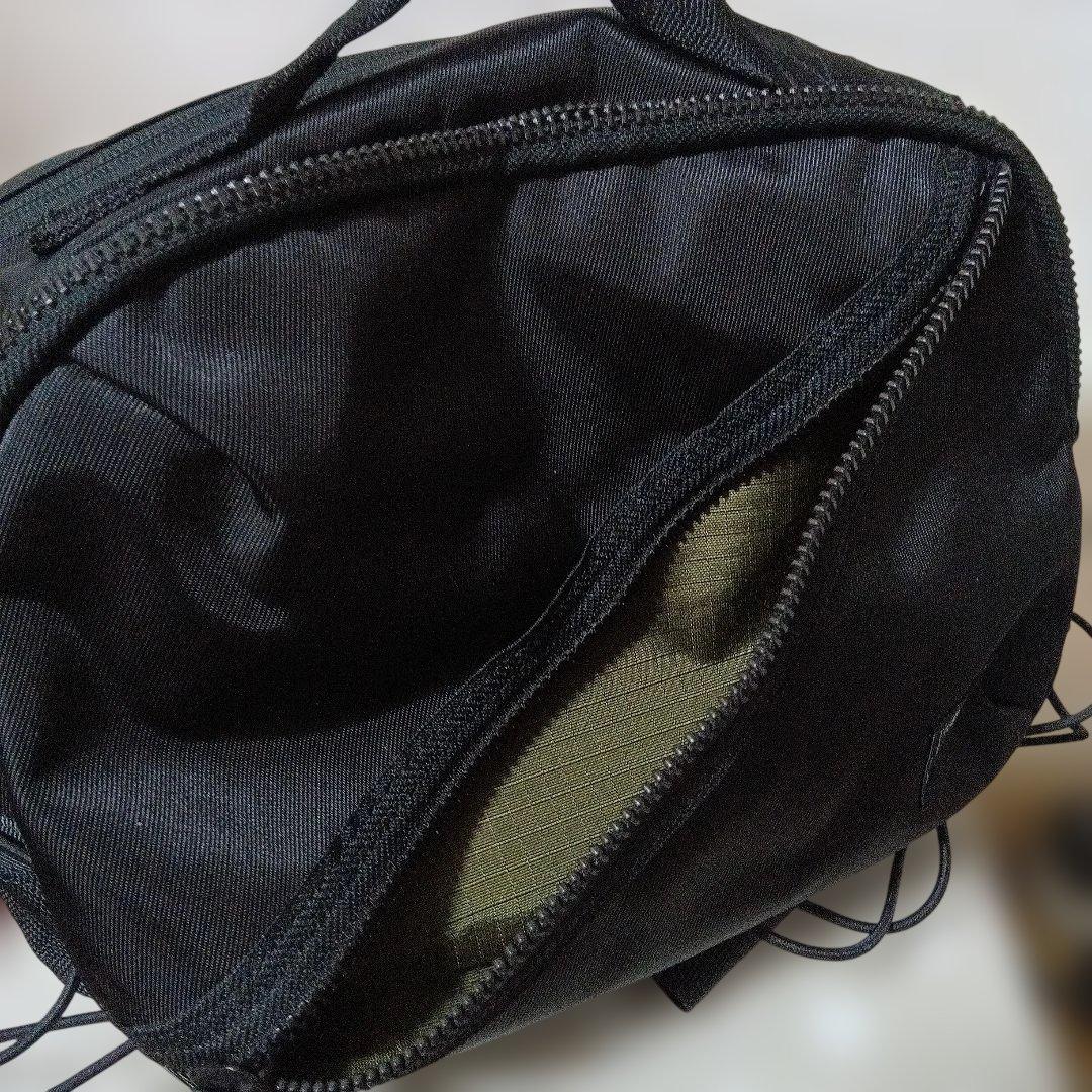 吉田カバン　PORTER ボディバッグシングス　 ブラック