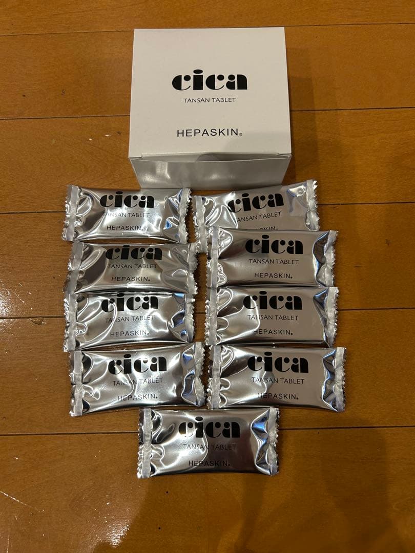 毛穴炭酸洗浄クレドゥパトラ ハイドロフェイシャルCICA