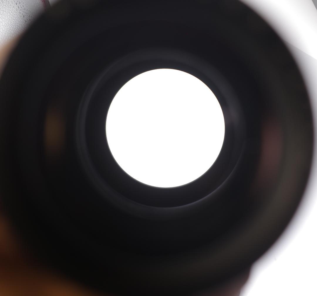 バブルボケレンズPentacon (Diaplan) 150mm f2.8M42