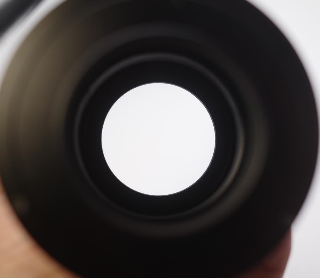 バブルボケレンズPentacon (Diaplan) 150mm f2.8M42