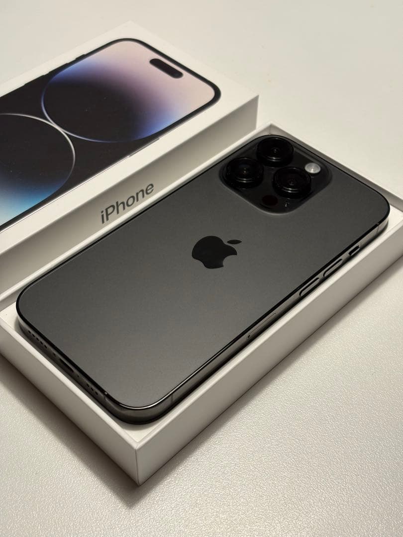 【ほぼ新品】Apple iPhone 14 Pro スペースブラック 箱付属品付