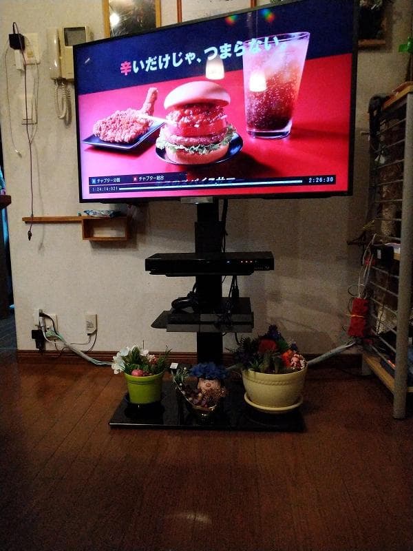 テレビスタンド 左右30°回転 3段棚板付き