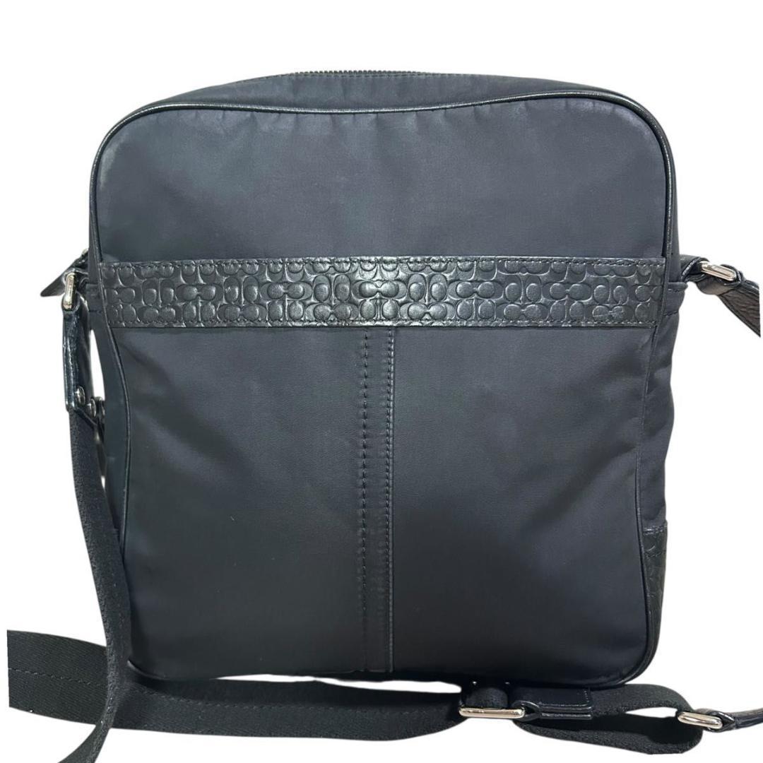 美品　コーチ ショルダーバッグ 斜め掛け 黒 ブラック クロスボディ レザー