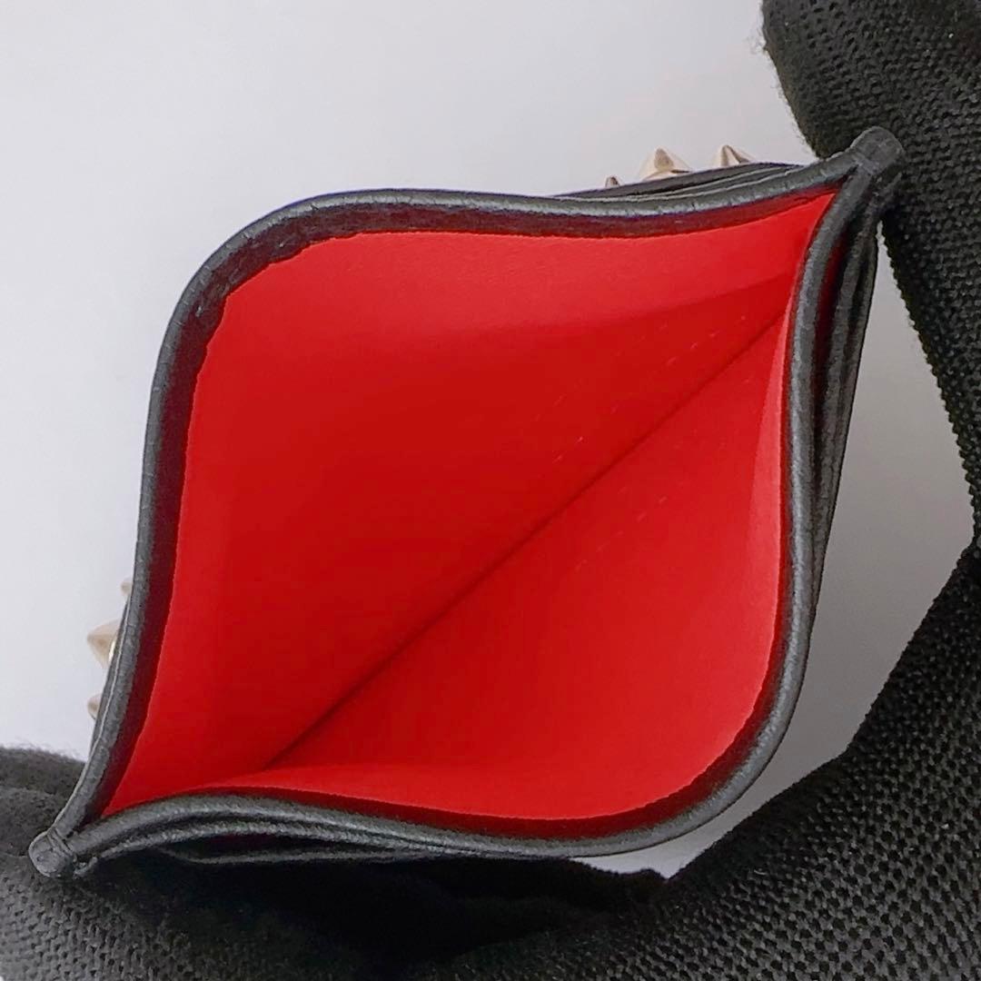 ルブタン　スパイクスタッズ　カードケース　カード入れ　定期入れ　ミニ財布　極美品