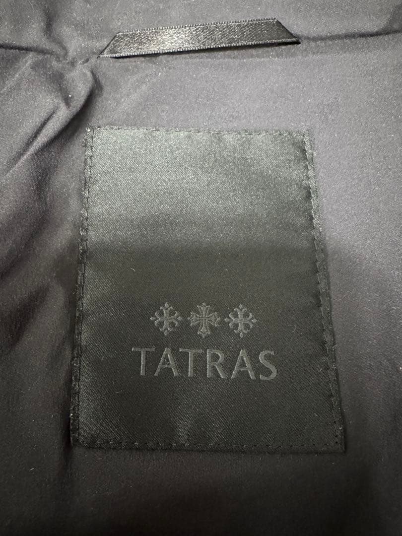 TATRAS 黑ダウンジャケット ベルト付き