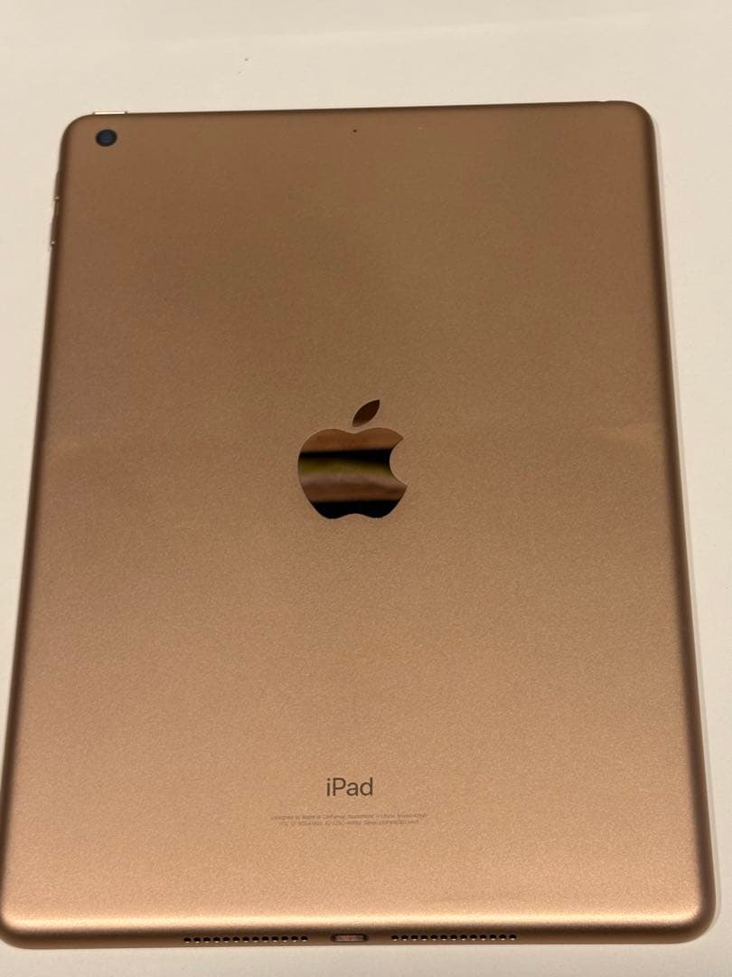 iPad 第６世代　WiFiモデル　ゴールド 32GB