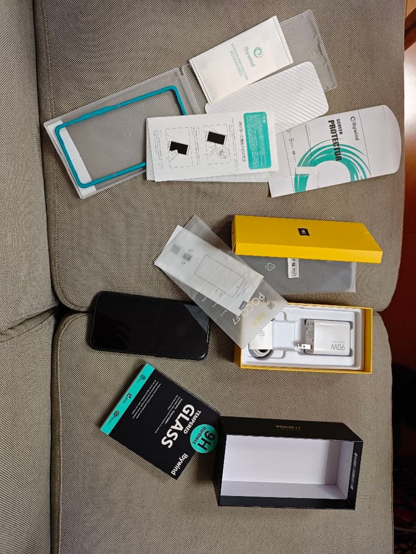 POCO X3 本体 + 充電器 + ケース + 保護フィルム