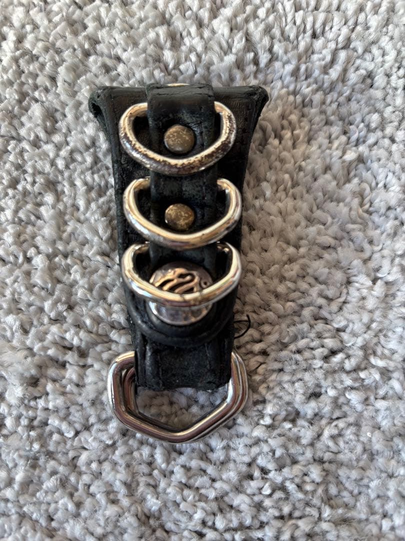 KMRii ケムリ 初期 レザー キーホルダー ベルトループ キーフック 黒