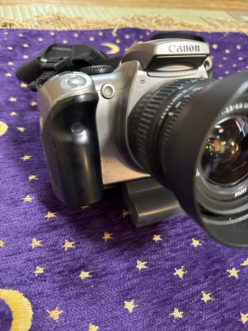 Canon EOS デジタル一眼レフカメラ 18-55mm、望遠レンズ、バック付