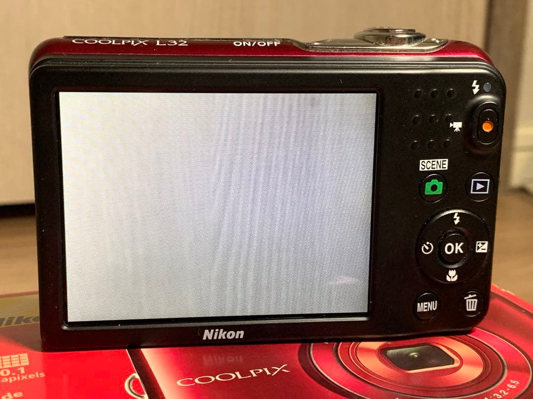 Nikon coolpix L32 クールピクス　単三電池対応