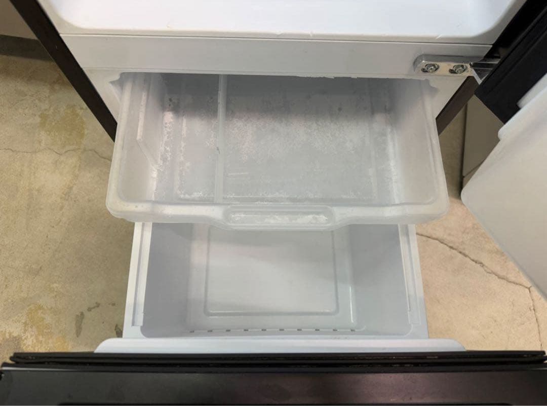 【高年式】2020年式 154L Hisense 2ドア冷蔵庫 HR-G1501