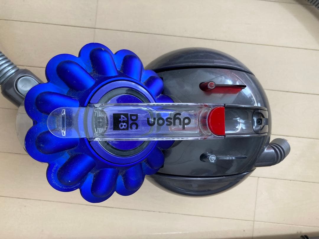 Dyson DC48 サイクロン掃除機　ノズル4種付き