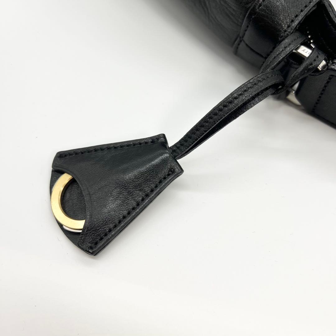 美品✨アニアリ　ボディバッグ　ハーフムーン　レザー　ブラック　バルケッタ　迷彩