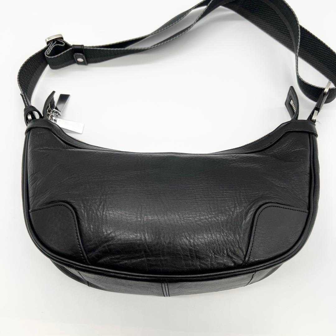 美品✨アニアリ　ボディバッグ　ハーフムーン　レザー　ブラック　バルケッタ　迷彩