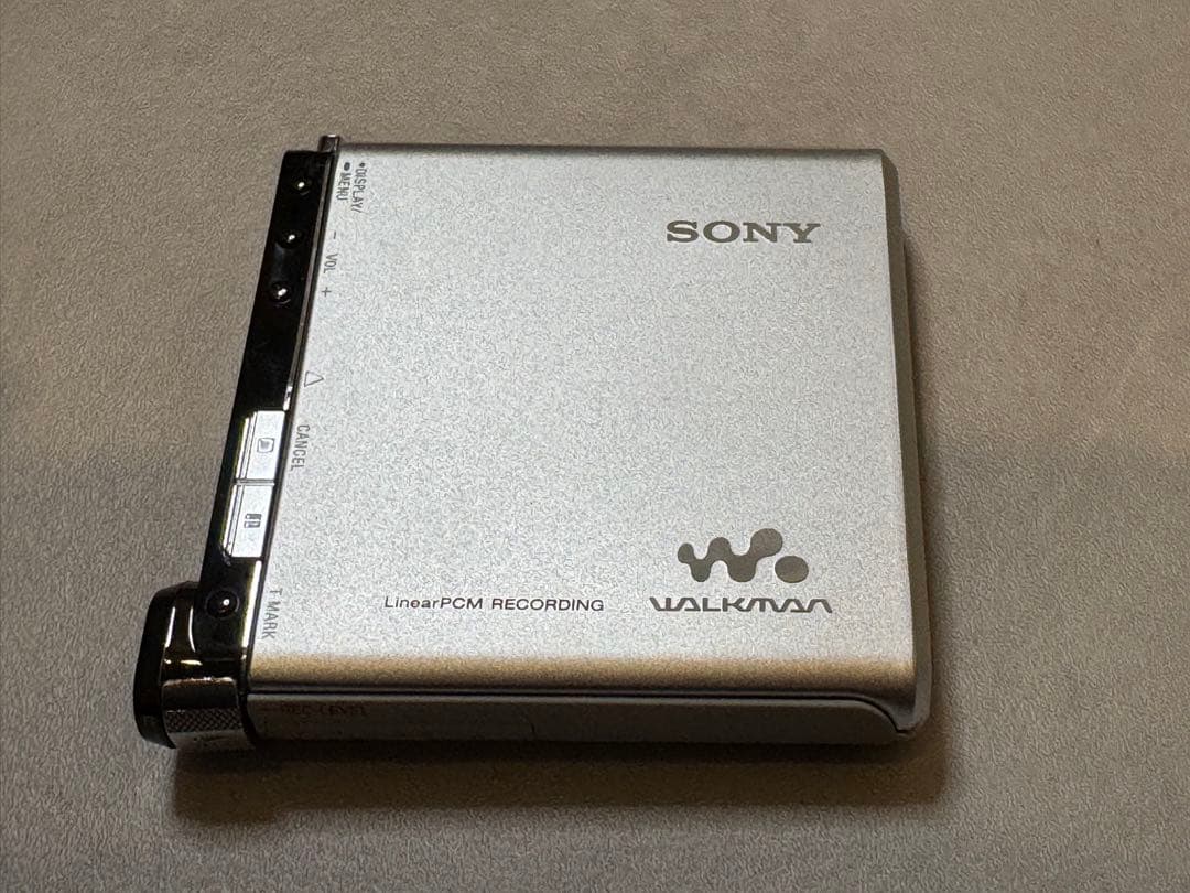 【稀少品】SONY MD ウォークマンMZ-RH1(S)