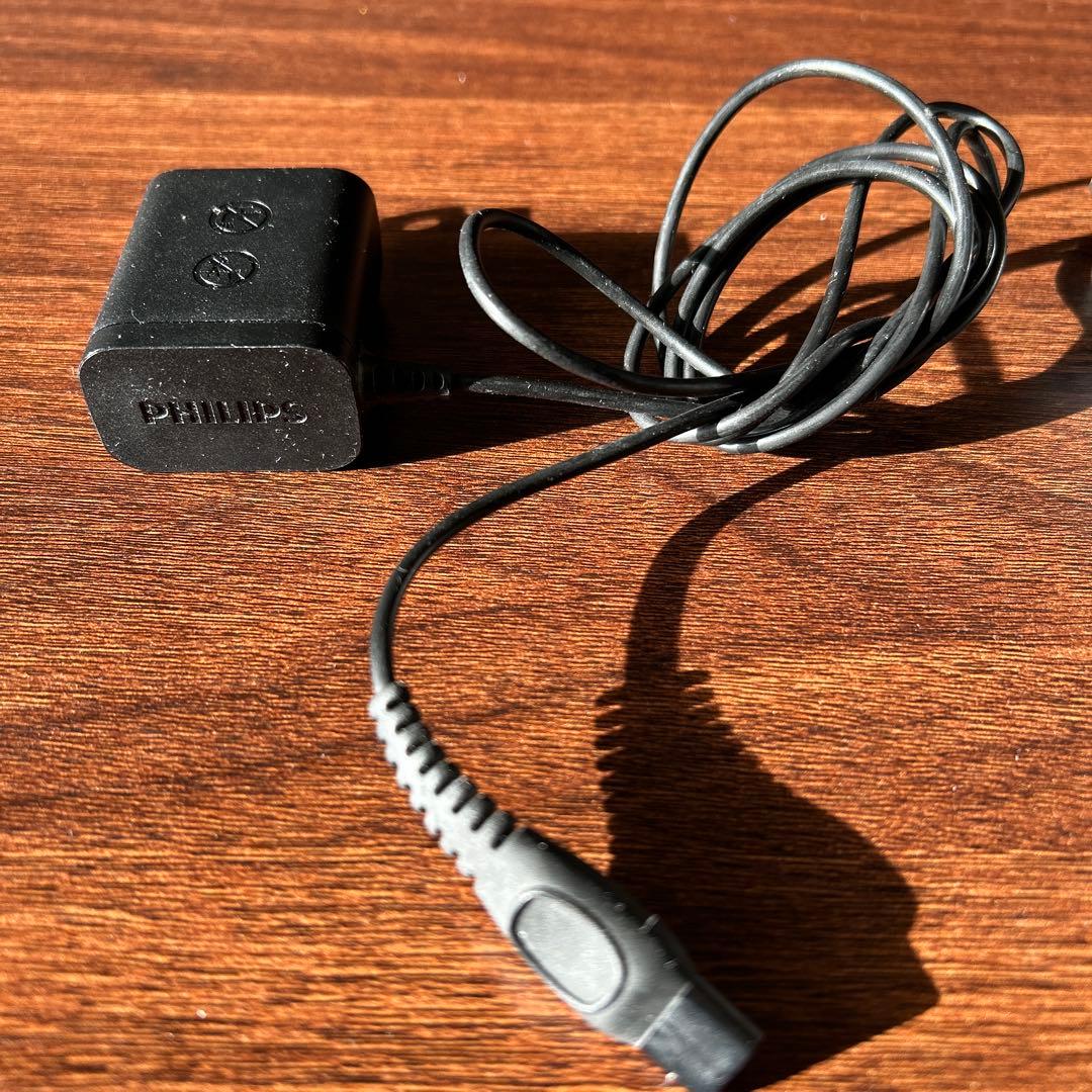 Phillips 電動シェーバー series 9000 2021年製