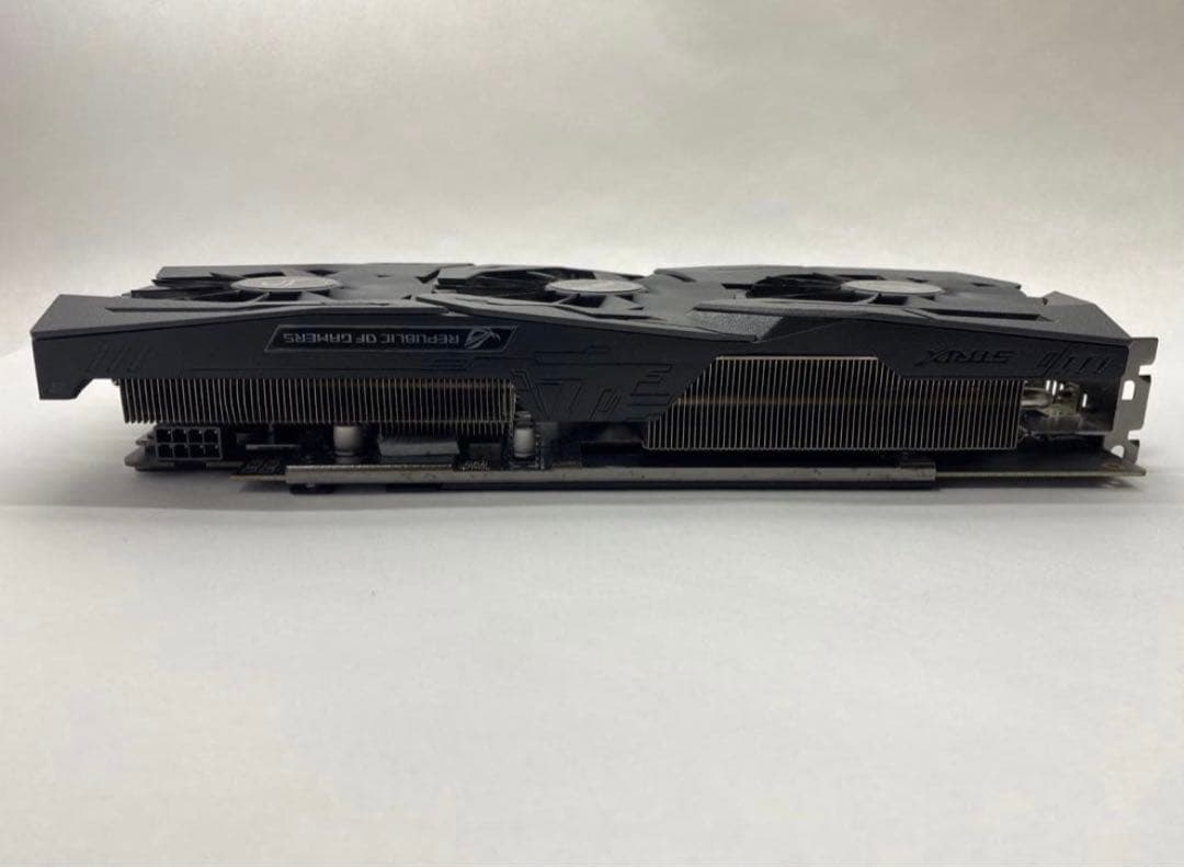 【美品動作確認済】ASUS　ROG STRIX RX580 O8G GAMING