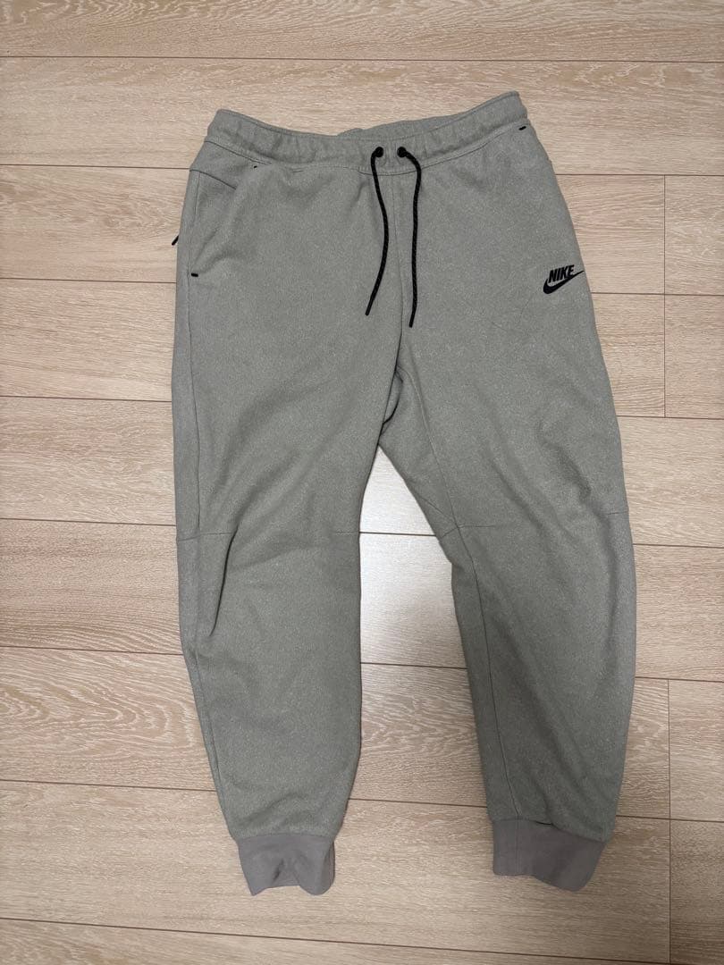 ナイキ　テックフリース セットアップ メンズ　Lサイズ　グレー